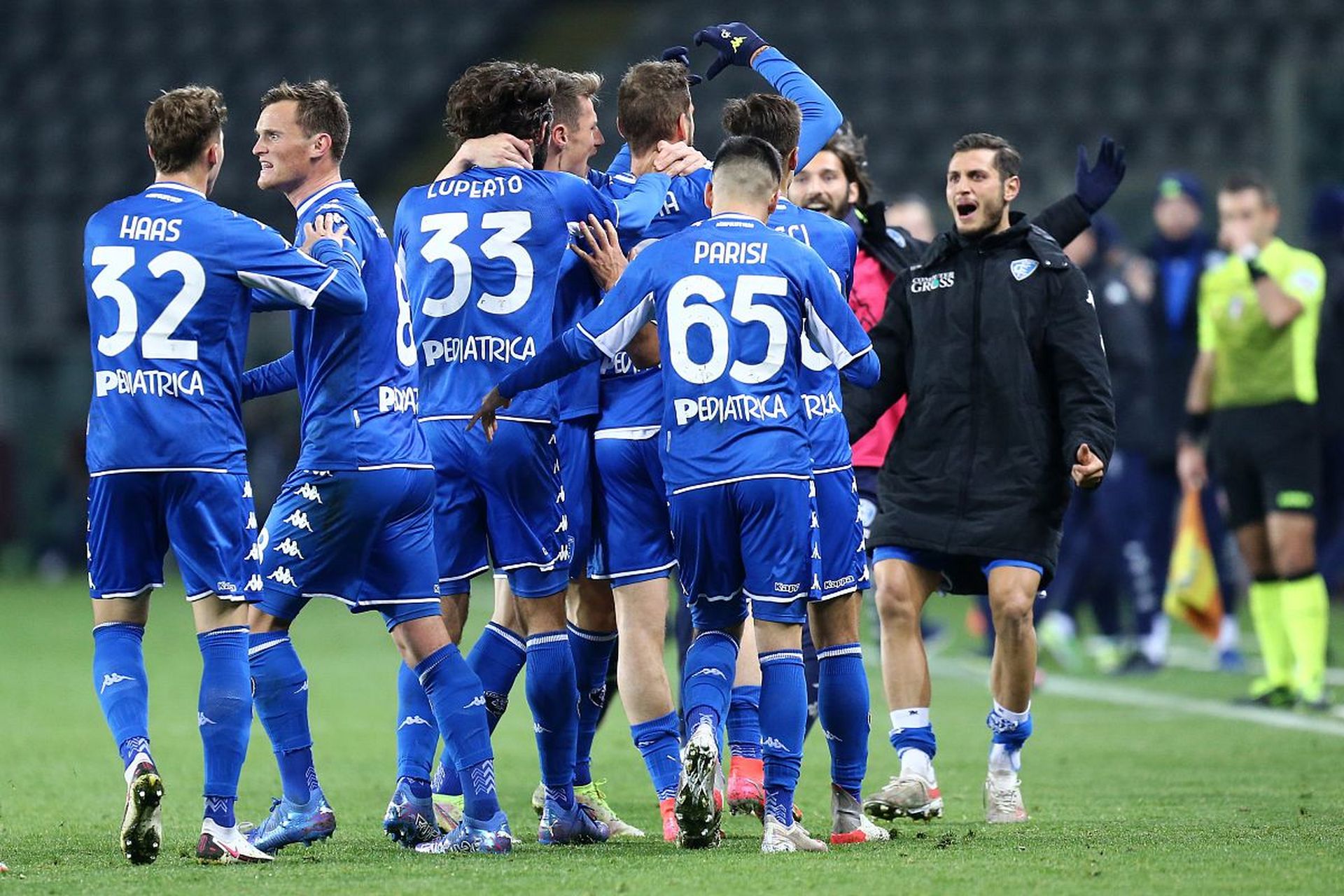 萨巴伦卡：和郑钦文交手总是很艰难，我必须很努力才能拿下第二盘.